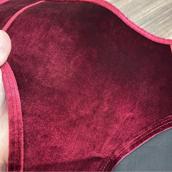 Hoaka Swimwear Bundle Of 2 Wine Velvet Bikini Set - Picture 12 of 16